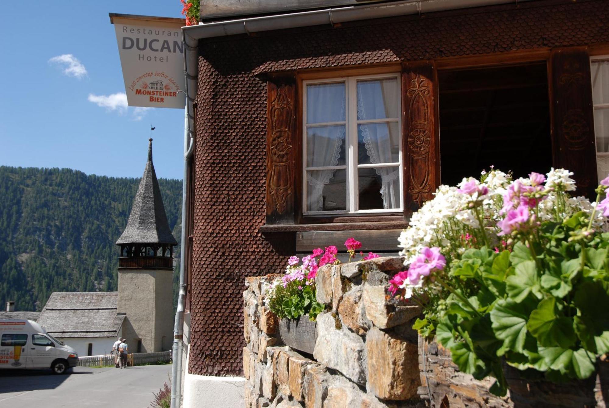 Hotel Ducan Monstein Exterior photo
